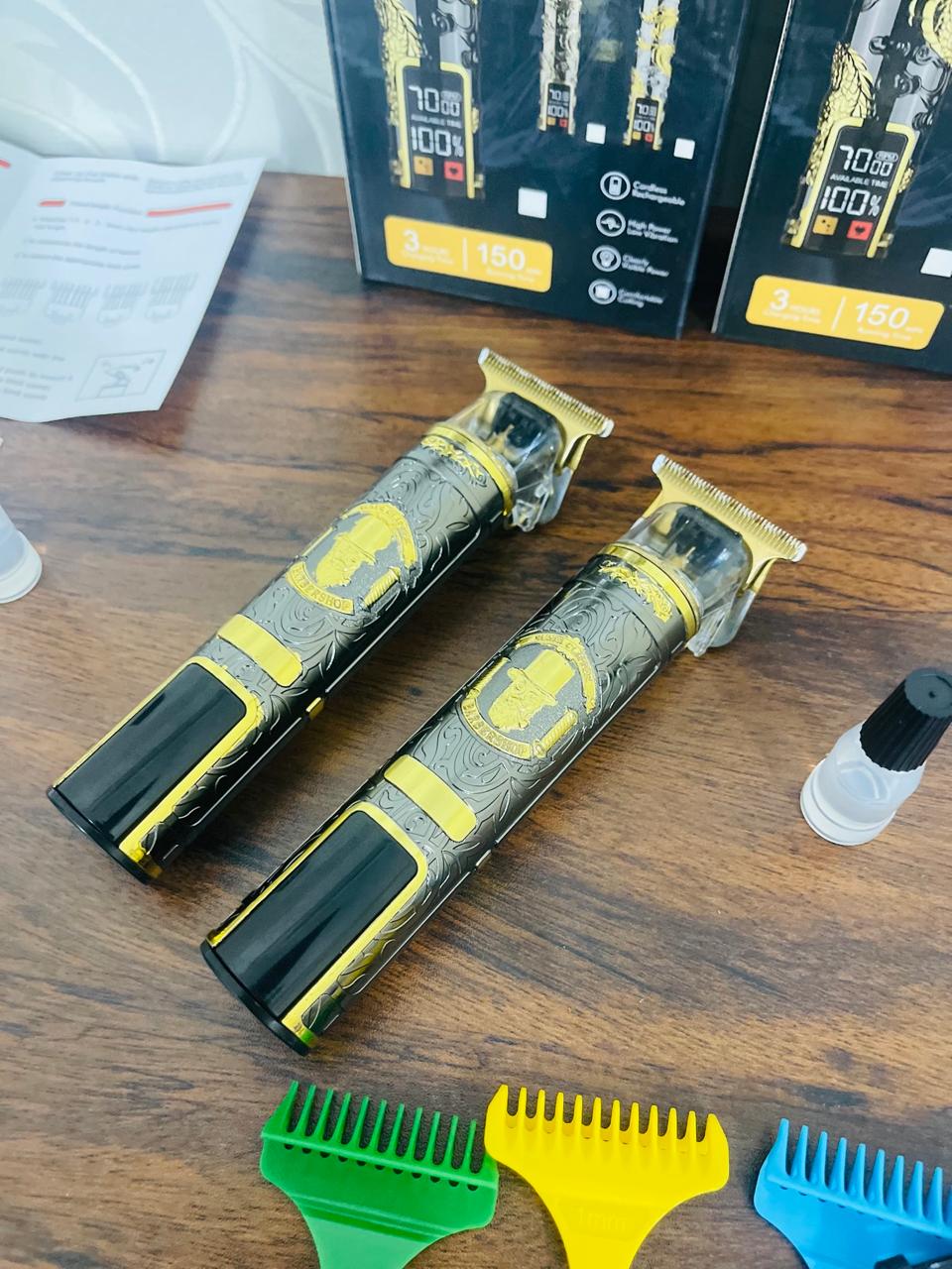 (Made in Korea 🇰🇷) Stainless LCD Display Electric Trimer 3 Hours Battery
